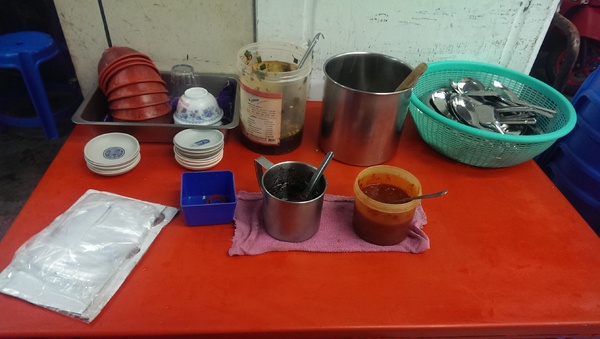 甘御鹽水意麵:【高雄/食﹡鳳山】不吃會死經典老店.走過路過不能錯過,宵夜場.甘御鹽水意麵