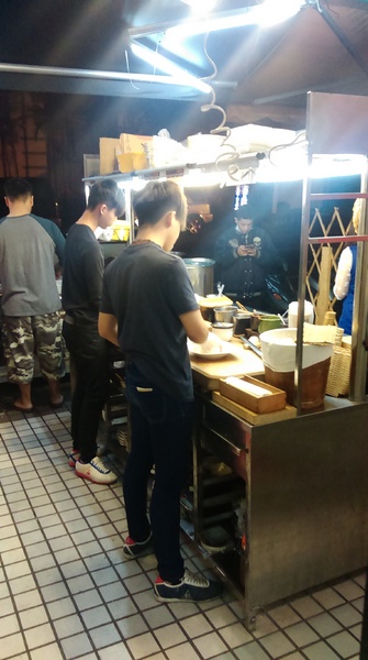 仁之初手創壽司：【高雄/食﹡鳳山】平價奢華晚餐．日式小店．仁之初手創壽司