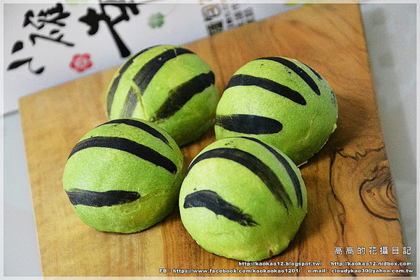 麵包花園烘焙坊:【宅配】高雄 麵包花園烘焙坊《團購中秋禮盒系列》西瓜月餅蛋黃酥 柳柳球果凍