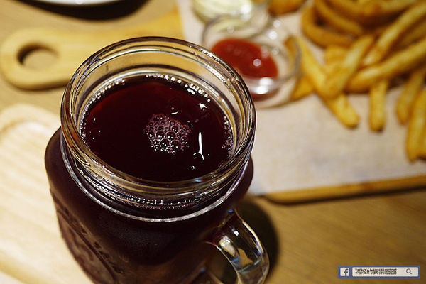 imp Cafe：◆台北東區【Imp Cafe】早午餐。Brunch。義式餐點。輕食咖啡。運動餐廳。捷運忠孝敦化美食