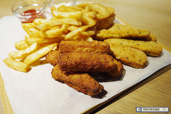 imp Cafe：◆台北東區【Imp Cafe】早午餐。Brunch。義式餐點。輕食咖啡。運動餐廳。捷運忠孝敦化美食