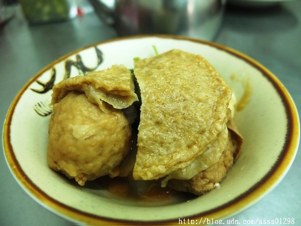 錦衣味-台北甜不辣：【美食特搜。高雄新興區】錦衣味(原台北甜不辣)。原宿玉竹商圈美食 甜不辣 涼麵 逛街族吃這一味