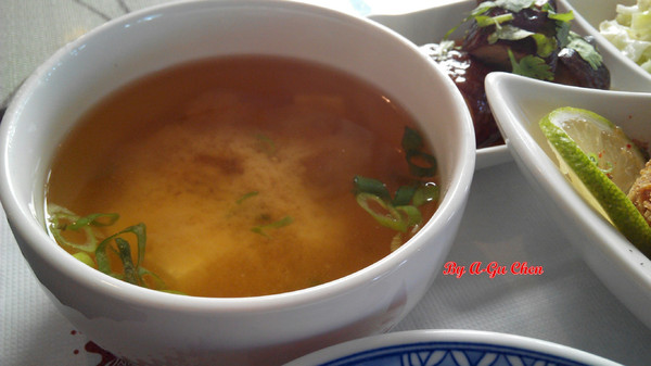 魔法森林：【臺南Ω安定區】魔法森林。彷彿置身在山林祕境中享用美食