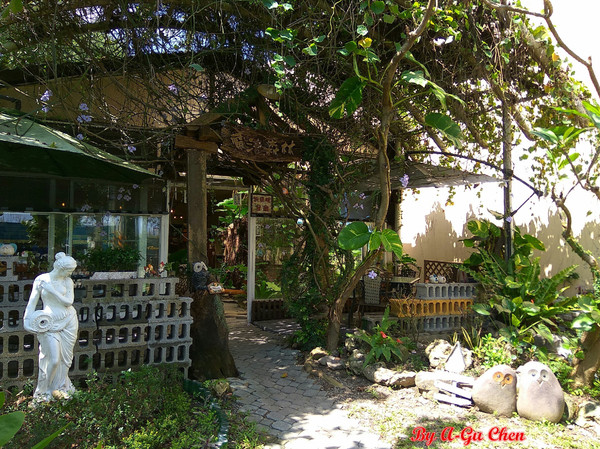 魔法森林：【臺南Ω安定區】魔法森林。彷彿置身在山林祕境中享用美食