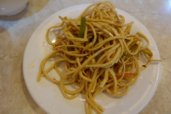 小漁村平價海鮮:(胖樺食記)龜吼漁港「小漁村平價海鮮」,秋蟹正肥美必要存錢來吃/萬里蟹/花蟹/石門洞