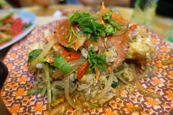 小漁村平價海鮮:(胖樺食記)龜吼漁港「小漁村平價海鮮」,秋蟹正肥美必要存錢來吃/萬里蟹/花蟹/石門洞