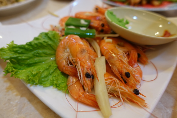 小漁村平價海鮮:(胖樺食記)龜吼漁港「小漁村平價海鮮」,秋蟹正肥美必要存錢來吃/萬里蟹/花蟹/石門洞