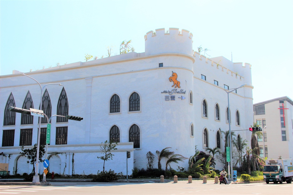 芭蕾城市渡假旅店  (1).JPG