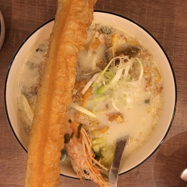 百味坊：[捷運台北車站美食]法式主廚打造精緻平價異國美食＂百味坊＂**可惜已結束營業了**