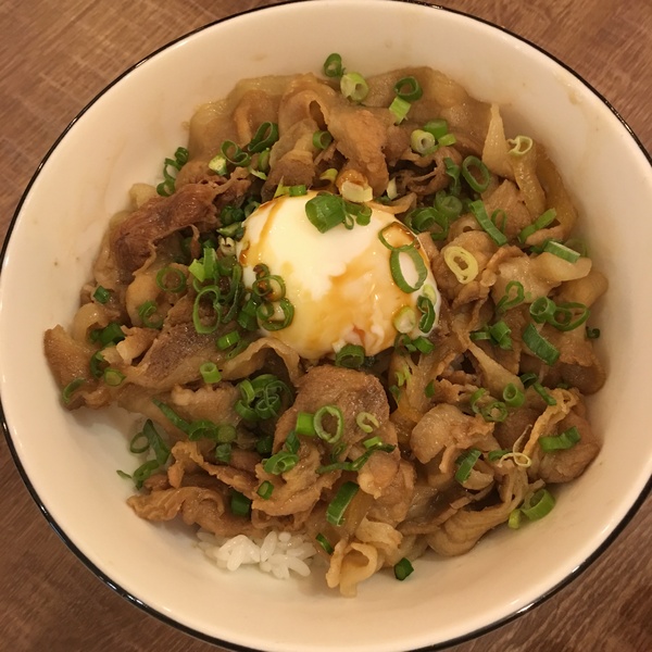 百味坊：[捷運台北車站美食]法式主廚打造精緻平價異國美食＂百味坊＂**可惜已結束營業了**