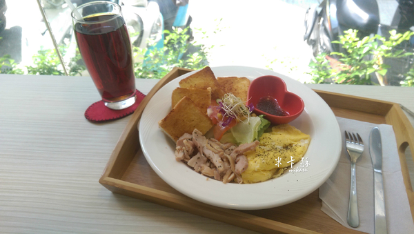 Lover 勒芙輕食古巴三明治：【高雄/食﹡苓雅】橘線文化中心站．Lover 勒芙輕食古巴三明治