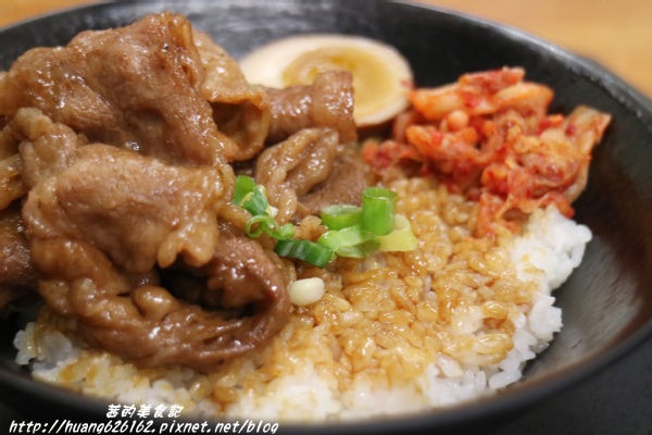 小學日燒肉丼食堂：【台北內湖區】內湖燒肉丼推薦『小學日燒肉丼食堂』教室餐廳/主題餐廳/捷運港漧、內湖站