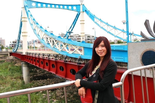 台中大坑藍天白雲橋：【台中景點】藍天白雲橋~絕美的異國風，以優雅的古典姿態展望藍天白雲
