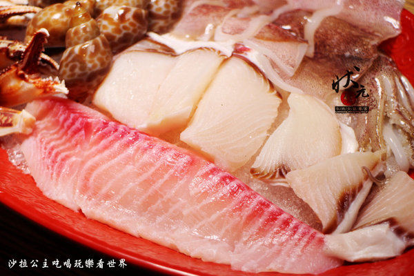 狀元紅牛肉火鍋專家林森店 - 五條通:中山巷弄美食『狀元紅牛肉火鍋專家(林森店 )』五條通/捷運南京松江火鍋