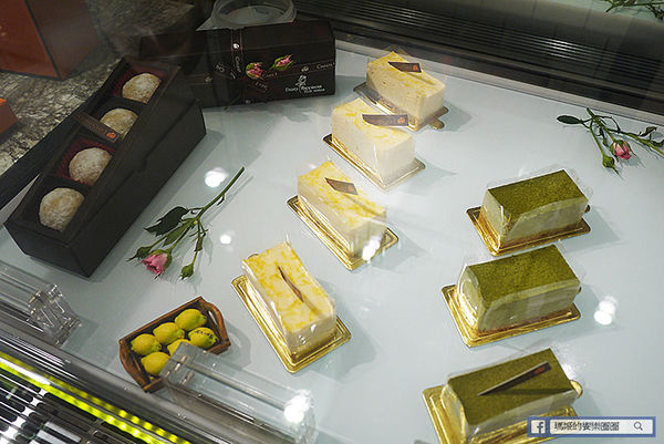 CheeseCake1頂級精品乳酪蛋糕:◆台北信義【CheeseCake1】如天使般的頂級乳酪蛋糕。信義區甜點。信義區下午茶。團購人氣甜點。新光三越A4實體店面