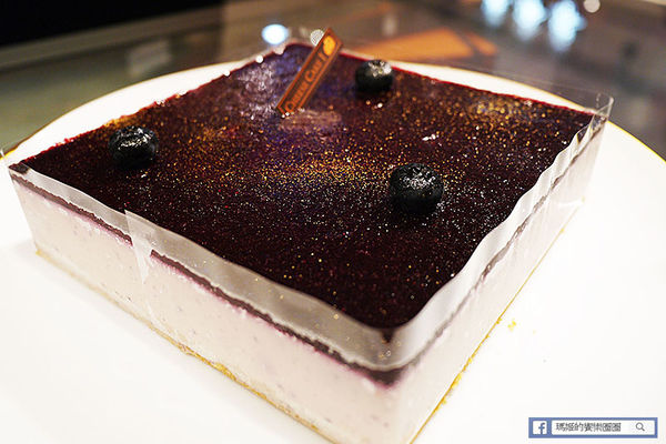 CheeseCake1頂級精品乳酪蛋糕:◆台北信義【CheeseCake1】如天使般的頂級乳酪蛋糕。信義區甜點。信義區下午茶。團購人氣甜點。新光三越A4實體店面