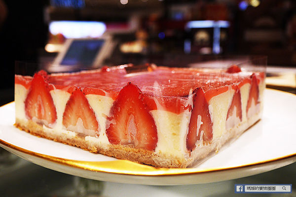 CheeseCake1頂級精品乳酪蛋糕:◆台北信義【CheeseCake1】如天使般的頂級乳酪蛋糕。信義區甜點。信義區下午茶。團購人氣甜點。新光三越A4實體店面