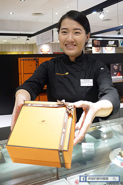 CheeseCake1頂級精品乳酪蛋糕:◆台北信義【CheeseCake1】如天使般的頂級乳酪蛋糕。信義區甜點。信義區下午茶。團購人氣甜點。新光三越A4實體店面