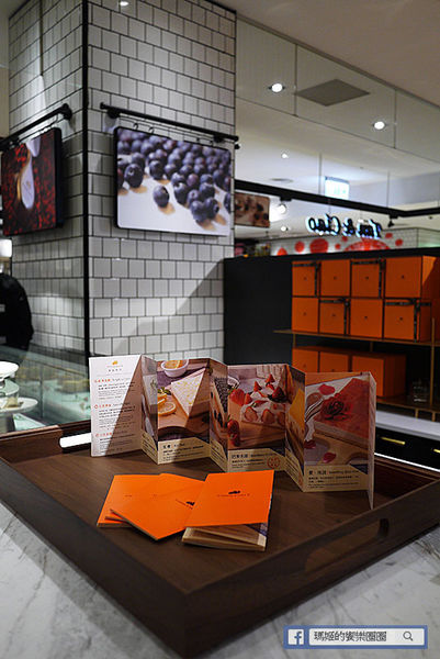 CheeseCake1頂級精品乳酪蛋糕:◆台北信義【CheeseCake1】如天使般的頂級乳酪蛋糕。信義區甜點。信義區下午茶。團購人氣甜點。新光三越A4實體店面