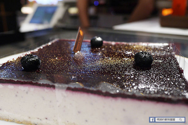 CheeseCake1頂級精品乳酪蛋糕:◆台北信義【CheeseCake1】如天使般的頂級乳酪蛋糕。信義區甜點。信義區下午茶。團購人氣甜點。新光三越A4實體店面