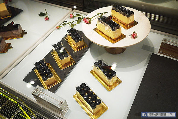 CheeseCake1頂級精品乳酪蛋糕:◆台北信義【CheeseCake1】如天使般的頂級乳酪蛋糕。信義區甜點。信義區下午茶。團購人氣甜點。新光三越A4實體店面