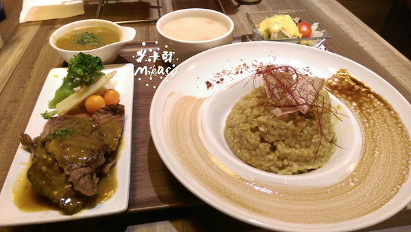 咖哩捌捌100%概念店(大魯閣草衙道):【高雄/食﹡前鎮】大魯閣草衙道餐廳.摩天輪炸物敲可愛.咖哩捌捌100%概念店(大魯閣草衙道)