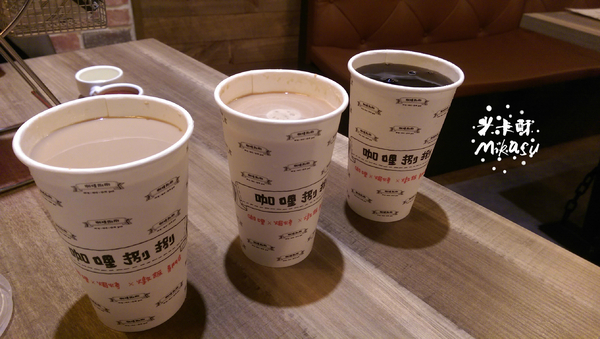 咖哩捌捌100%概念店(大魯閣草衙道):【高雄/食﹡前鎮】大魯閣草衙道餐廳.摩天輪炸物敲可愛.咖哩捌捌100%概念店(大魯閣草衙道)