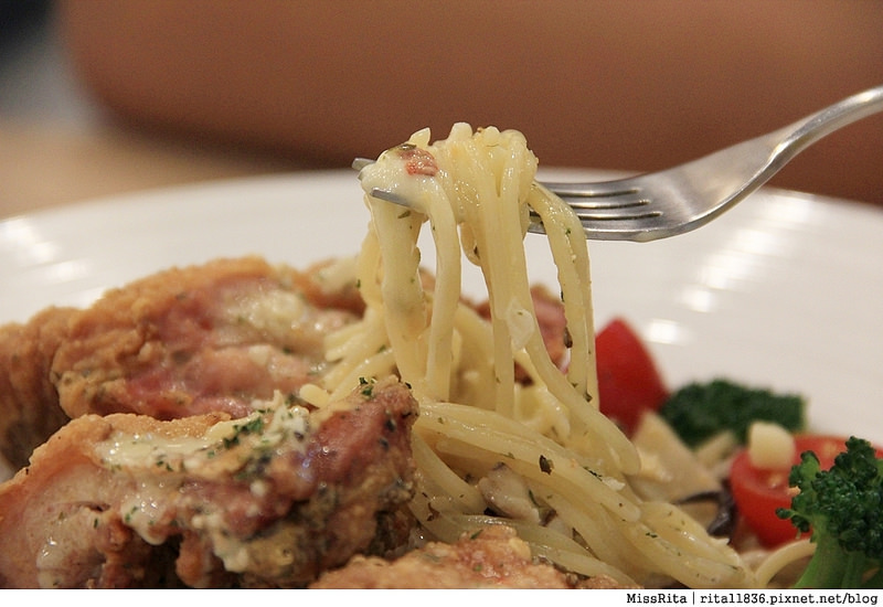 台中美式 台中好吃 太平好吃 克拉格烤雞 cluckroastchicken 台中烤雞 台中義大利麵 台中推薦美食7