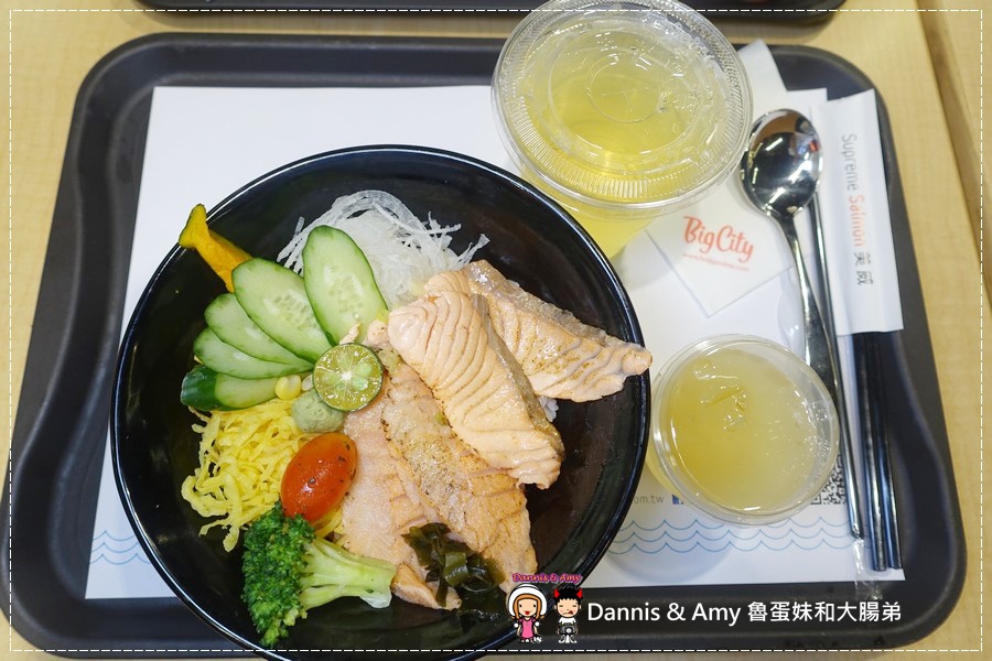 20161003《巨城美食街餐廳》Supreme Salmon美威鮭魚-新竹巨城店-全台灣第一家鮭魚料理專賣店。燉飯、義大利麵。丼飯。握壽司 ︱挪威直送現點現做有新鮮！！（附影片） (30).jpg