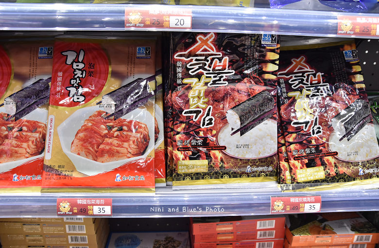 台中獅賣特即期良品進口零食餅乾泡麵14