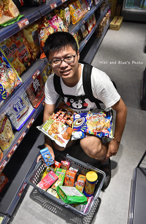 台中獅賣特即期良品進口零食餅乾泡麵26