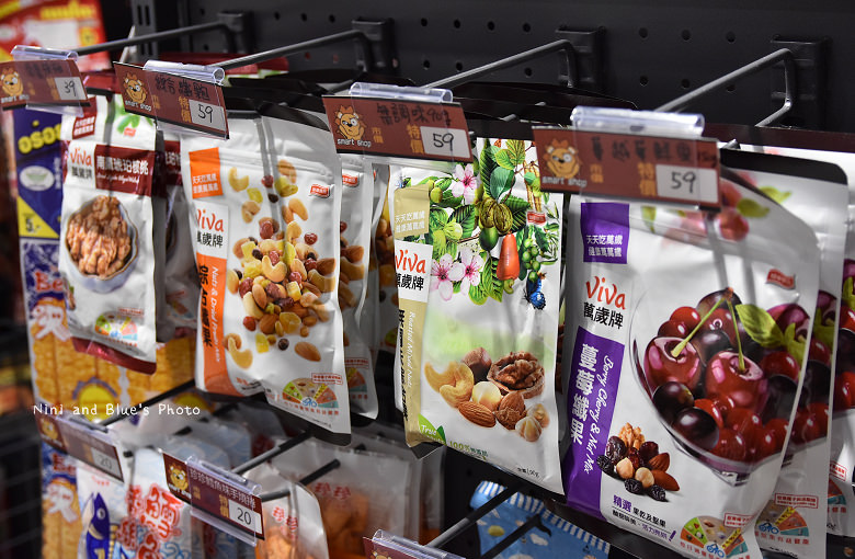 台中獅賣特即期良品進口零食餅乾泡麵13