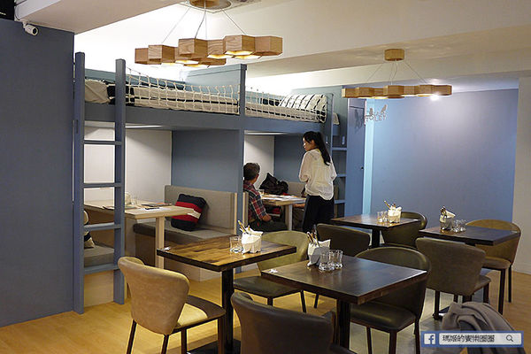 Voyage Addiction Cafe 旅行。家 旅行主題咖啡館