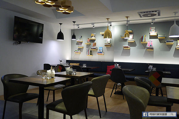 Voyage Addiction Cafe 旅行。家 旅行主題咖啡館