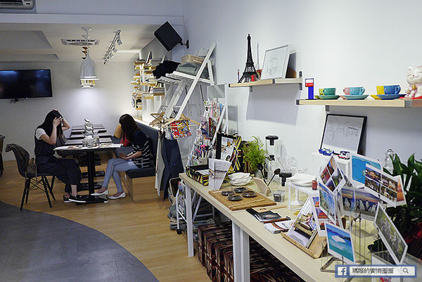 Voyage Addiction Cafe 旅行。家 旅行主題咖啡館