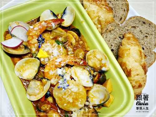 1025-Voyage Addiction Cafe 33