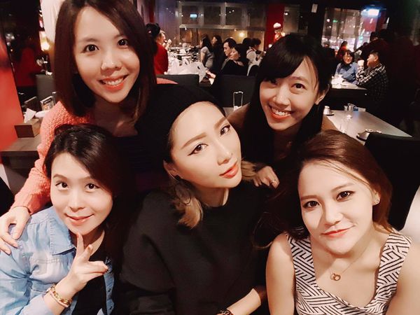 15556396_10207893057748534_1954490532_o