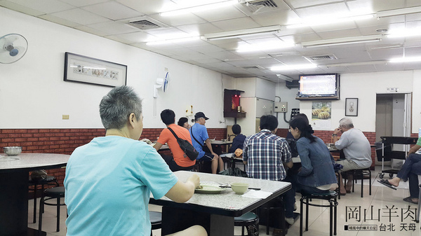 林家岡山羊肉:【天母|林家岡山羊肉】秋冬補身的鮮香美味 羊肉料理多樣滿足饕客但價位略高