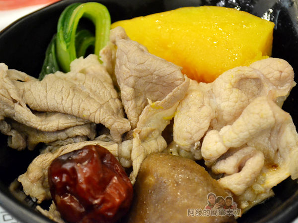 鍋饕精緻涮涮鍋40-肉質頗佳