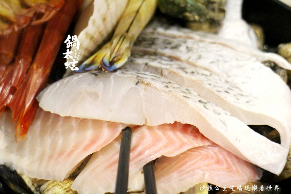 鍋太炫:後山埤蝶豆花火鍋『鍋太炫』近五分埔/白飯、麵、冬粉無限供應