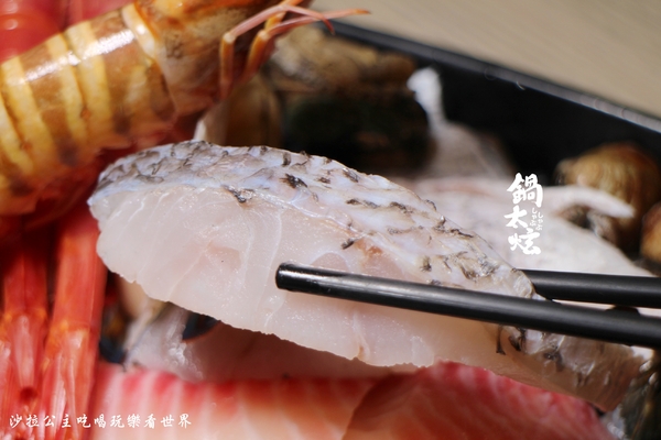 鍋太炫:後山埤蝶豆花火鍋『鍋太炫』近五分埔/白飯、麵、冬粉無限供應