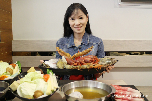 鍋太炫:後山埤蝶豆花火鍋『鍋太炫』近五分埔/白飯、麵、冬粉無限供應