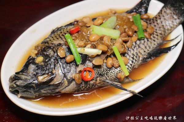 李洪担仔麵:中和興南夜市美食『李洪担仔麵』熱炒/宵夜/捷運南勢角站