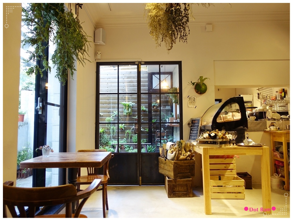 黑鳶 店內環境 2.JPG