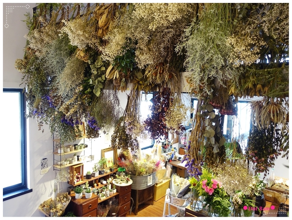 ​​黑鳶 二樓 1.JPG