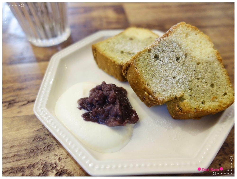 黑鳶 抹茶小山磅蛋糕 1.JPG