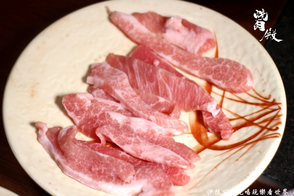 燒肉殿：台北東區燒烤吃到飽『燒肉殿』海鮮‧燒肉‧啤酒/宵夜/捷運忠孝復興站