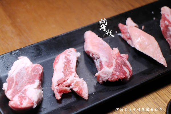 燒肉殿：台北東區燒烤吃到飽『燒肉殿』海鮮‧燒肉‧啤酒/宵夜/捷運忠孝復興站