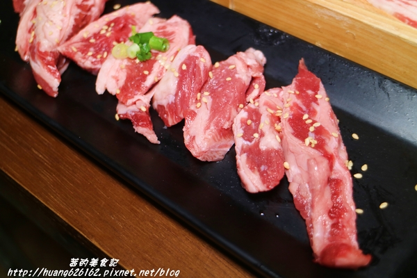 燒肉殿:【台北大安區】中華男籃國手洪志善投資『燒肉殿』東區燒烤吃到飽/捷運忠孝復興站~