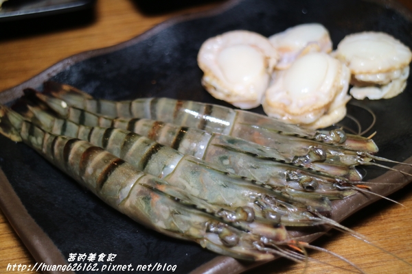 燒肉殿:【台北大安區】中華男籃國手洪志善投資『燒肉殿』東區燒烤吃到飽/捷運忠孝復興站~